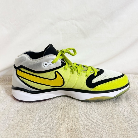 Nike Zoom Air GT Hustle 2 Volt Talaria size 10.5 MEN’S BASKETBALL SHOES - Picture 4 of 9